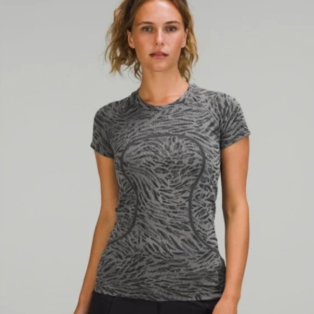 Lululemon Swiftly Tech Short Sleeve Shirt 2.0 Primal Clash Black/Gull Grey